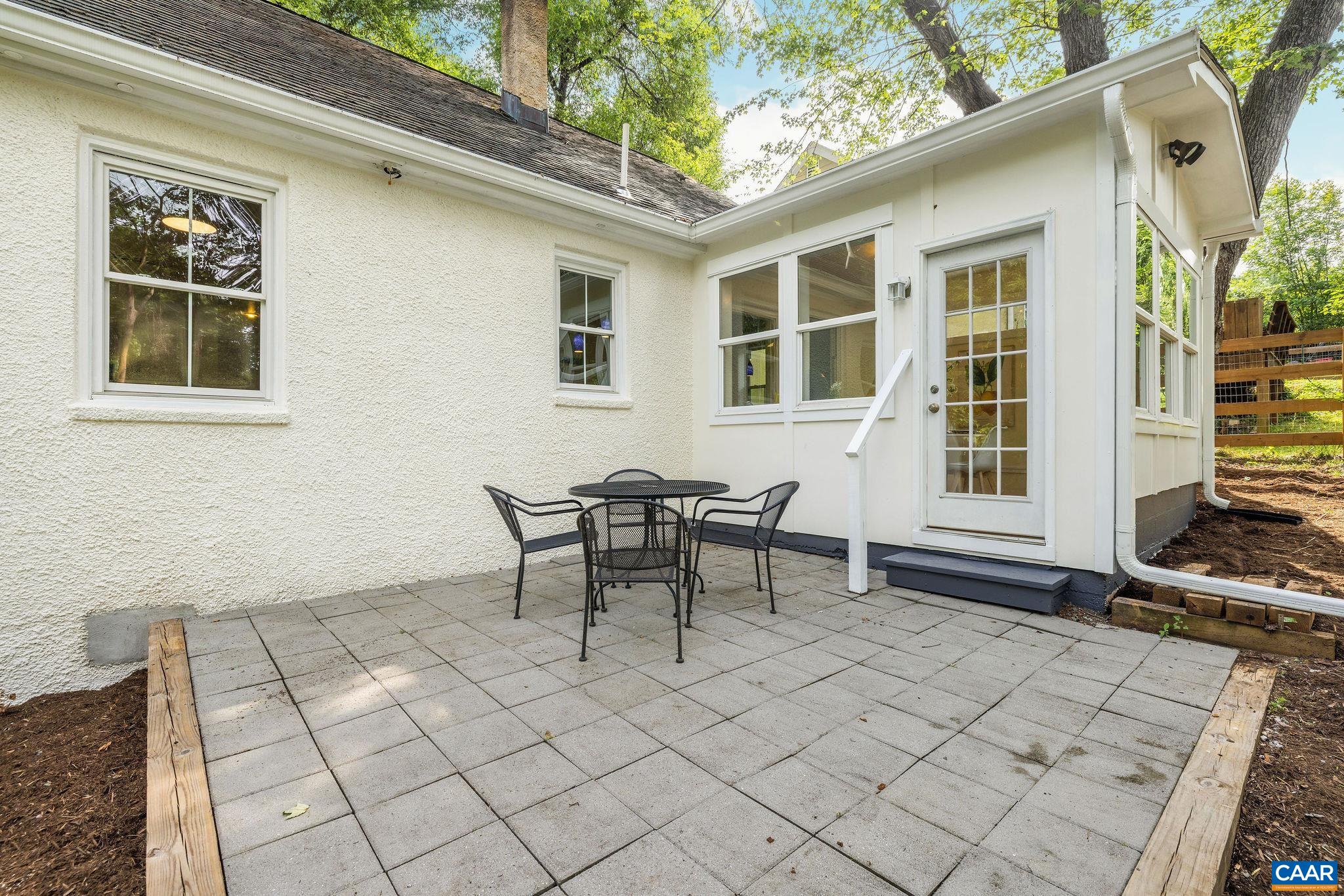 500 DRUID AVE, CHARLOTTESVILLE, Virginia 22902, 3 Bedrooms Bedrooms, ,2 BathroomsBathrooms,Residential,500 DRUID AVE,678350 MLS # 678350 500 DRUID AVE, CHARLOTTESVILLE, Virginia 22902, 3 Bedrooms Bedrooms, ,2 BathroomsBathrooms,Residential,500 DRUID AVE,678350 MLS # 678350