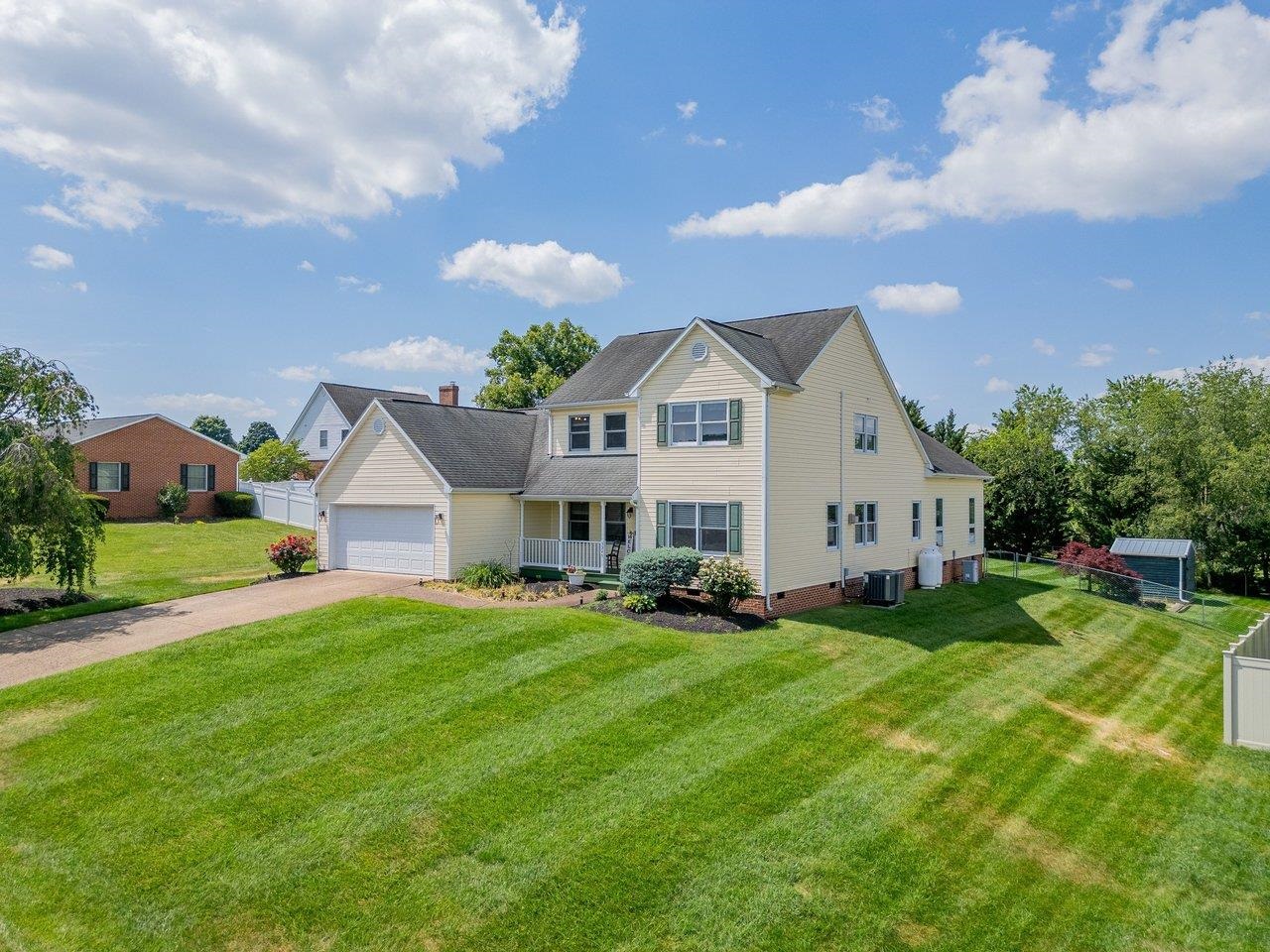 3345 REDBUD LN, ROCKINGHAM, Virginia 22801, 5 Bedrooms Bedrooms, ,2 BathroomsBathrooms,Residential,3345 REDBUD LN,678353 MLS # 678353