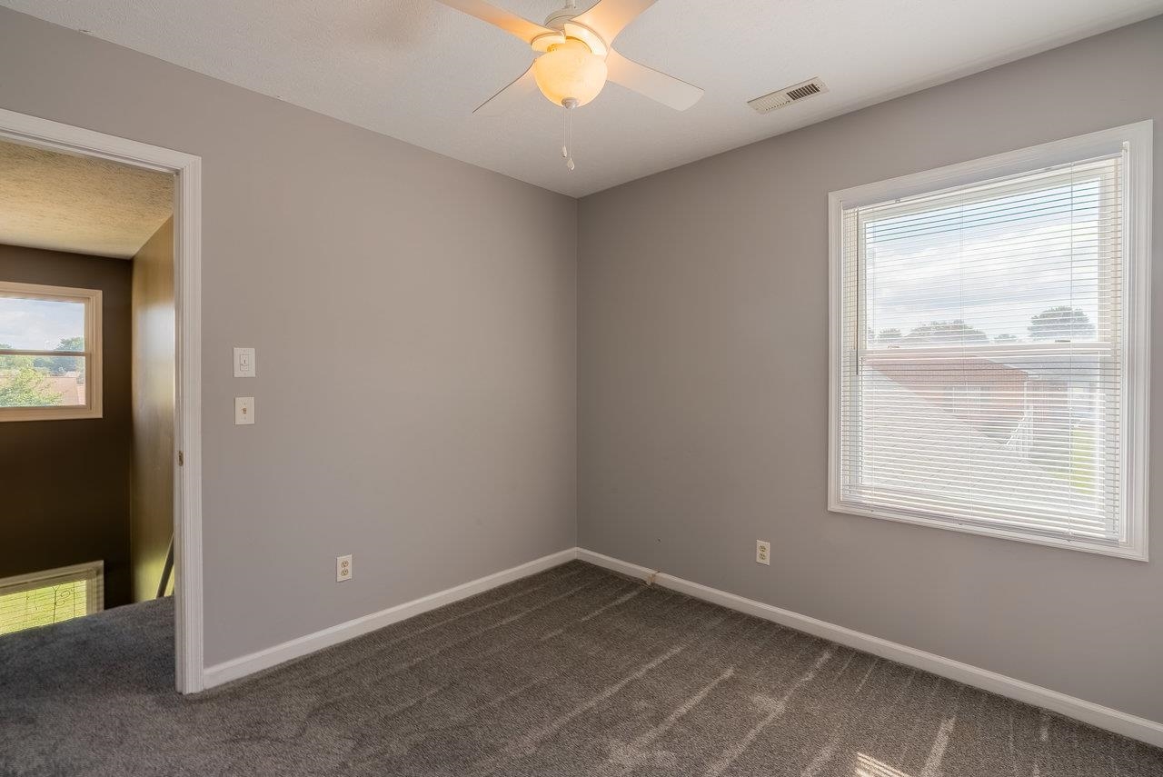 3345 REDBUD LN, ROCKINGHAM, Virginia 22801, 5 Bedrooms Bedrooms, ,2 BathroomsBathrooms,Residential,3345 REDBUD LN,678353 MLS # 678353