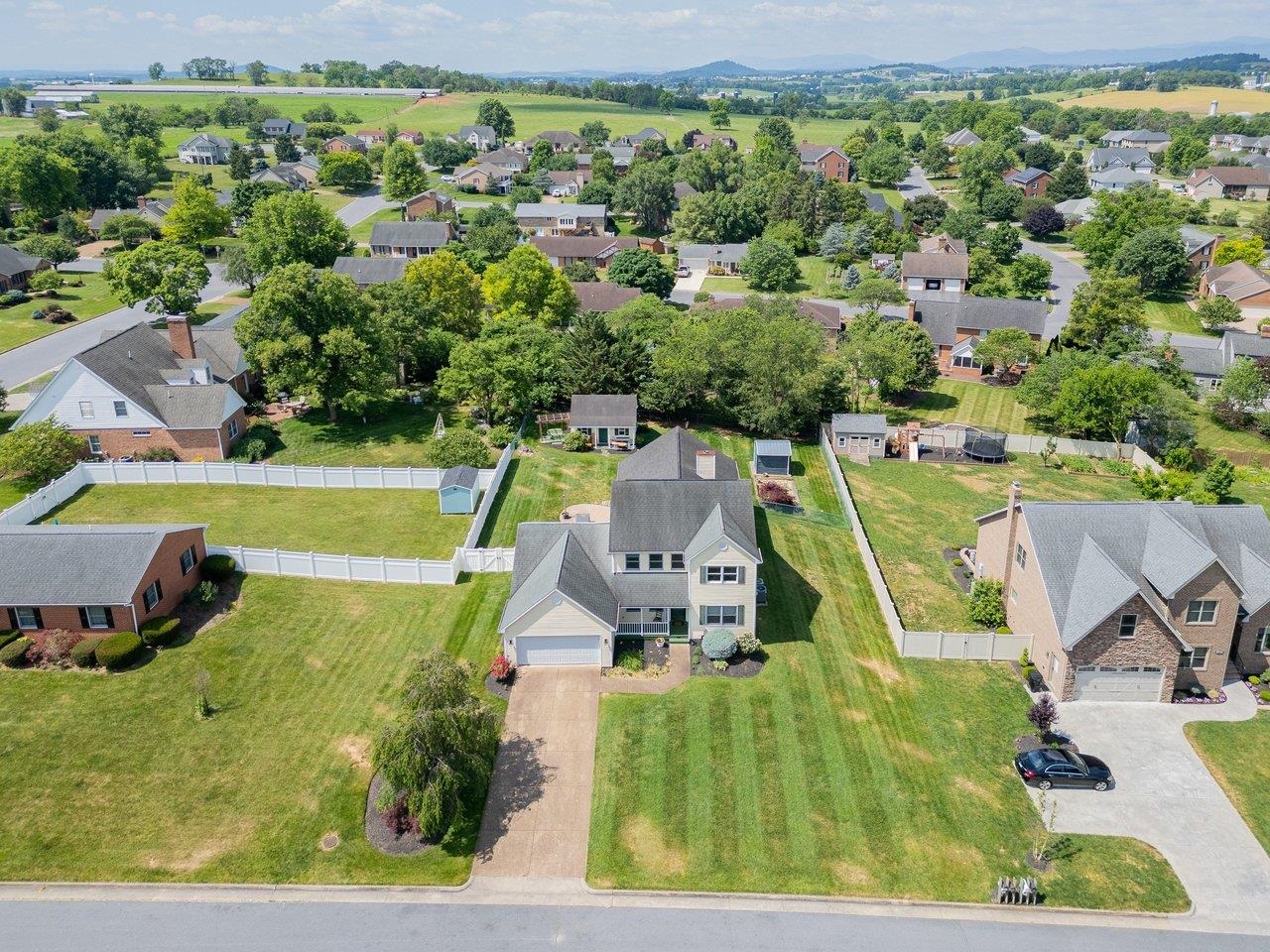 3345 REDBUD LN, ROCKINGHAM, Virginia 22801, 5 Bedrooms Bedrooms, ,2 BathroomsBathrooms,Residential,3345 REDBUD LN,678353 MLS # 678353