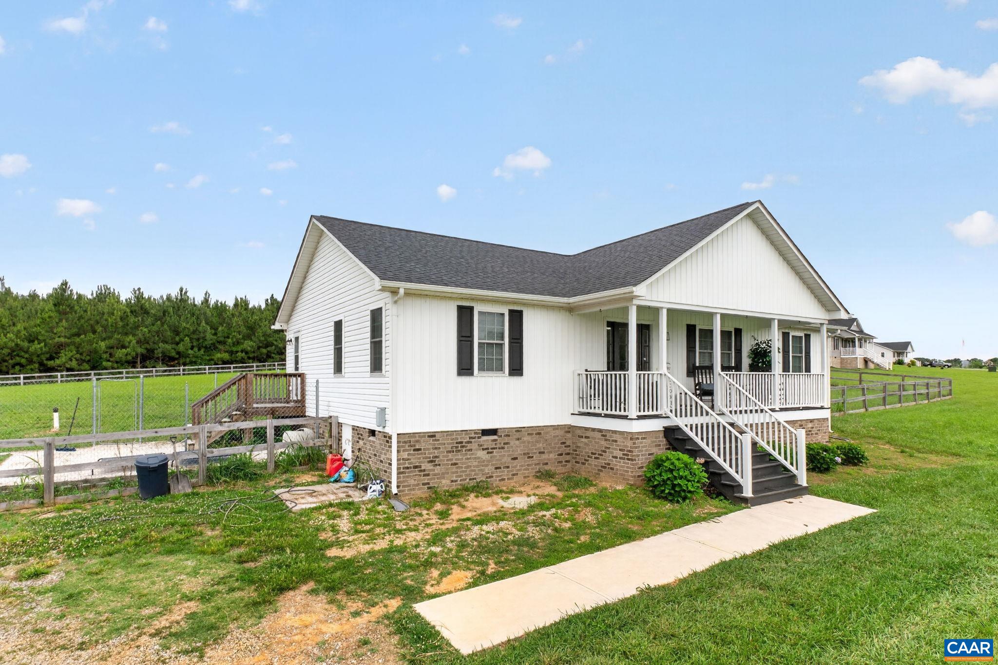 4267 PIN OAK RD, PROSPECT, Virginia 23960, 3 Bedrooms Bedrooms, ,2 BathroomsBathrooms,Residential,4267 PIN OAK RD,678369 MLS # 678369