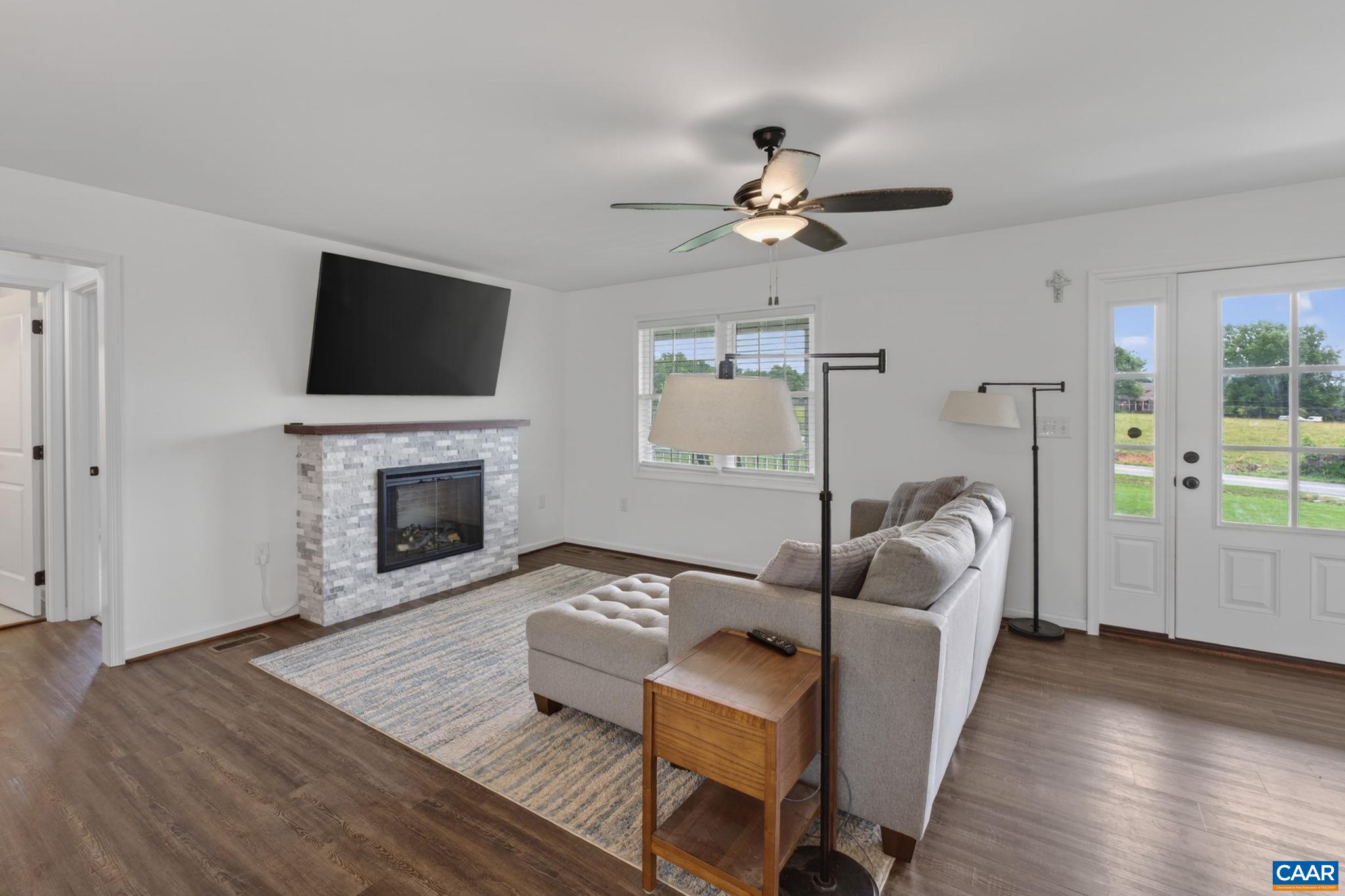 4267 PIN OAK RD, PROSPECT, Virginia 23960, 3 Bedrooms Bedrooms, ,2 BathroomsBathrooms,Residential,4267 PIN OAK RD,678369 MLS # 678369