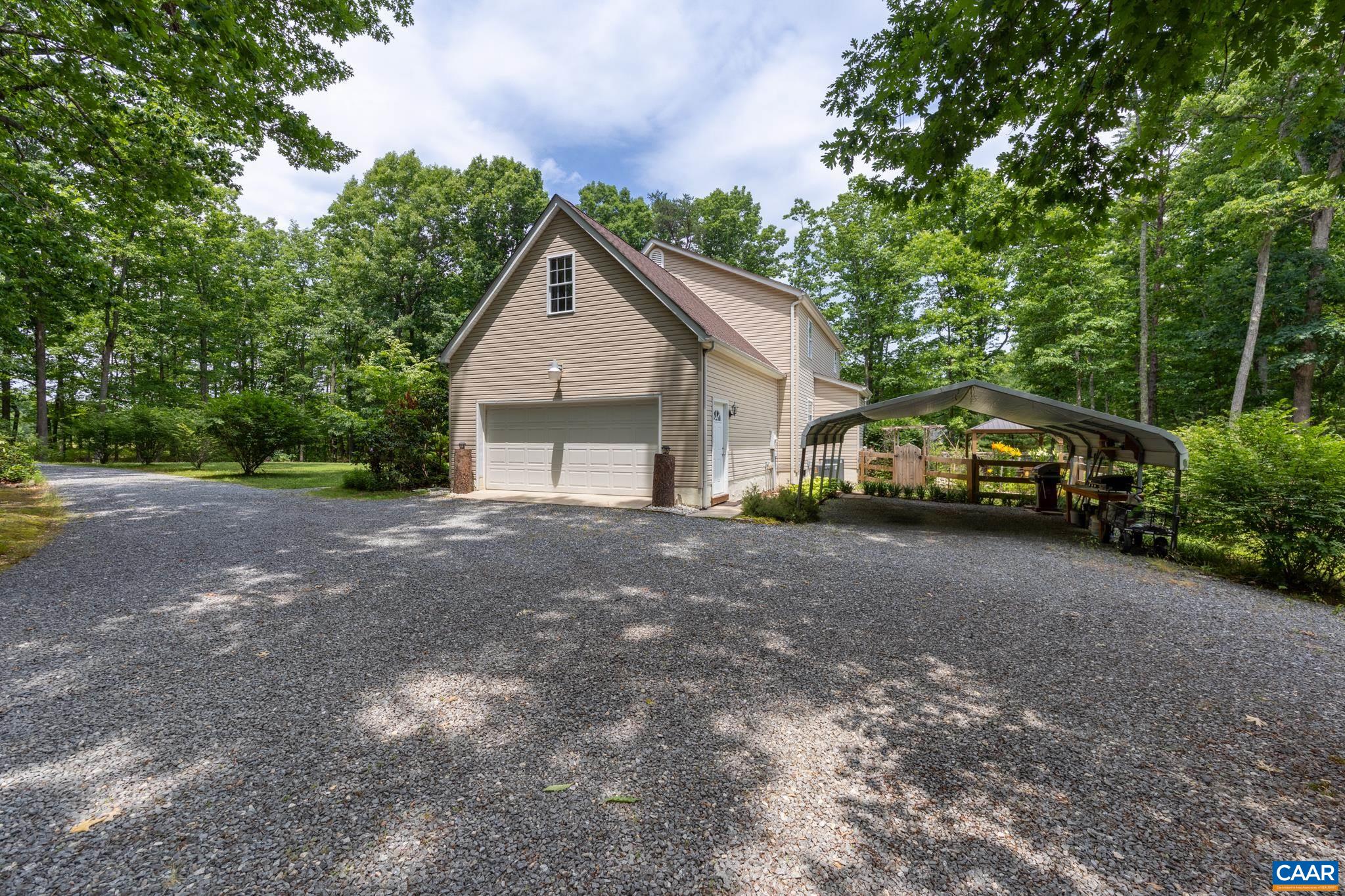 1356 KENTS MILL RD, LOUISA, Virginia 23093, 4 Bedrooms Bedrooms, ,2 BathroomsBathrooms,Residential,1356 KENTS MILL RD,678370 MLS # 678370 1356 KENTS MILL RD, LOUISA, Virginia 23093, 4 Bedrooms Bedrooms, ,2 BathroomsBathrooms,Residential,1356 KENTS MILL RD,678370 MLS # 678370