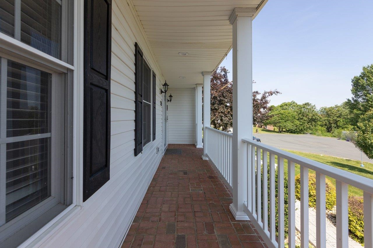 245 NORTHVIEW DR, DAYTON, Virginia 22821, 5 Bedrooms Bedrooms, ,2 BathroomsBathrooms,Residential,245 NORTHVIEW DR,678372 MLS # 678372