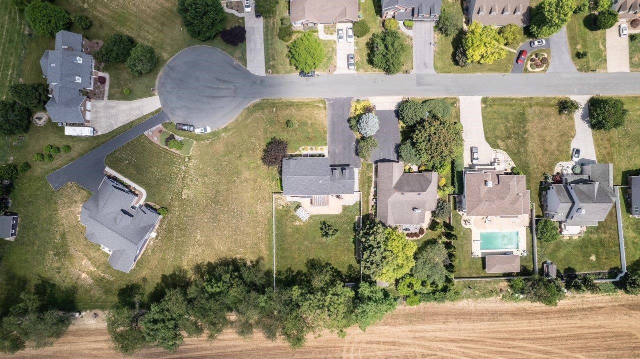 245 NORTHVIEW DR, DAYTON, Virginia 22821, 5 Bedrooms Bedrooms, ,2 BathroomsBathrooms,Residential,245 NORTHVIEW DR,678372 MLS # 678372