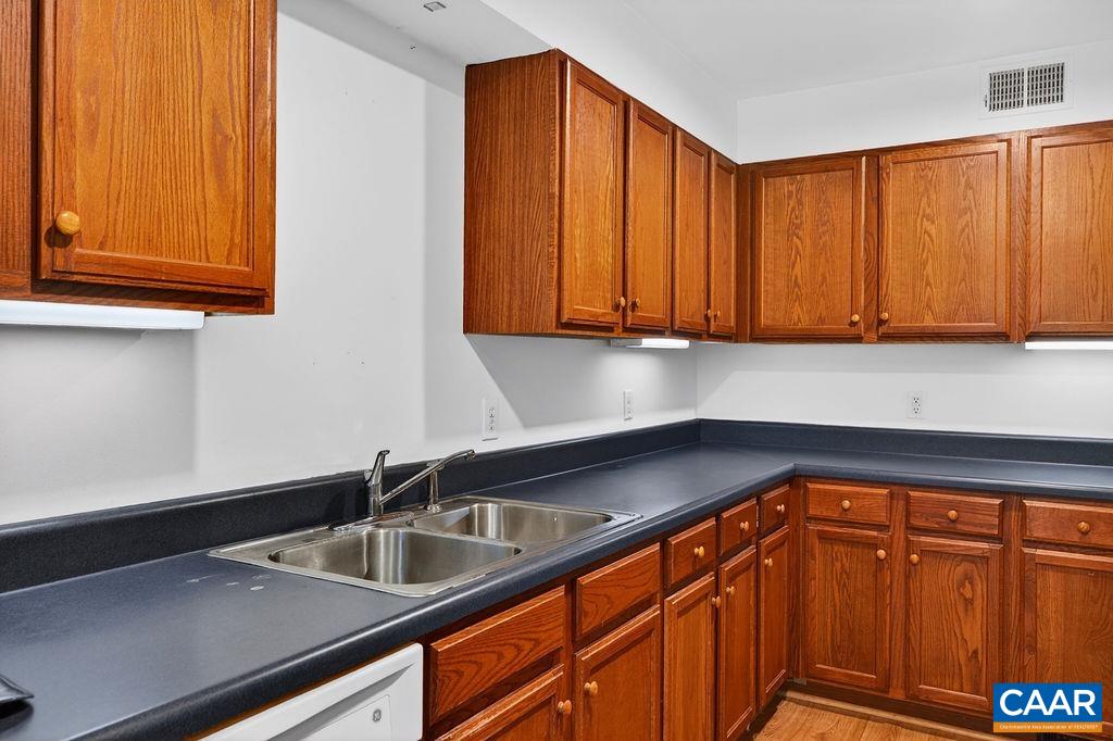 2074 STONE RIDGE CONDOS, WINTERGREEN RESORT, Virginia 22967, 2 Bedrooms Bedrooms, ,2 BathroomsBathrooms,Residential,2074 STONE RIDGE CONDOS,678382 MLS # 678382 2074 STONE RIDGE CONDOS, WINTERGREEN RESORT, Virginia 22967, 2 Bedrooms Bedrooms, ,2 BathroomsBathrooms,Residential,2074 STONE RIDGE CONDOS,678382 MLS # 678382