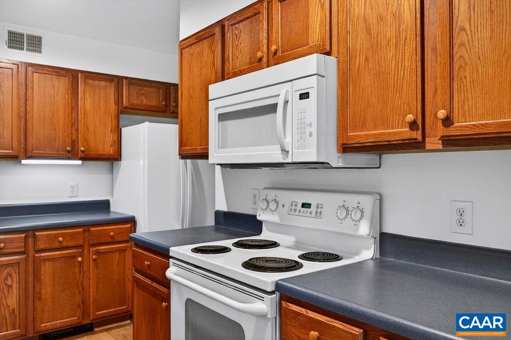 2074 STONE RIDGE CONDOS, WINTERGREEN RESORT, Virginia 22967, 2 Bedrooms Bedrooms, ,2 BathroomsBathrooms,Residential,2074 STONE RIDGE CONDOS,678382 MLS # 678382 2074 STONE RIDGE CONDOS, WINTERGREEN RESORT, Virginia 22967, 2 Bedrooms Bedrooms, ,2 BathroomsBathrooms,Residential,2074 STONE RIDGE CONDOS,678382 MLS # 678382