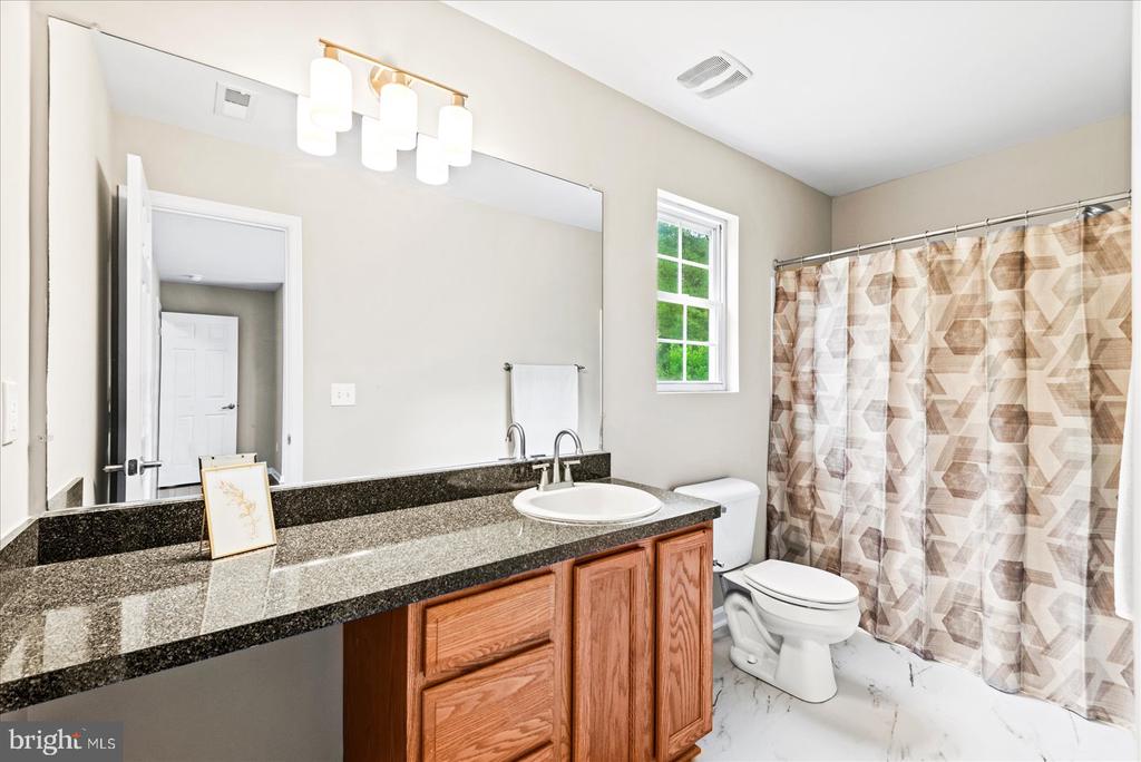 5621 TOWLES MILL RD, PARTLOW, Virginia 22534, 4 Bedrooms Bedrooms, ,3 BathroomsBathrooms,Residential,5621 TOWLES MILL RD,VASP2041366 MLS # VASP2041366