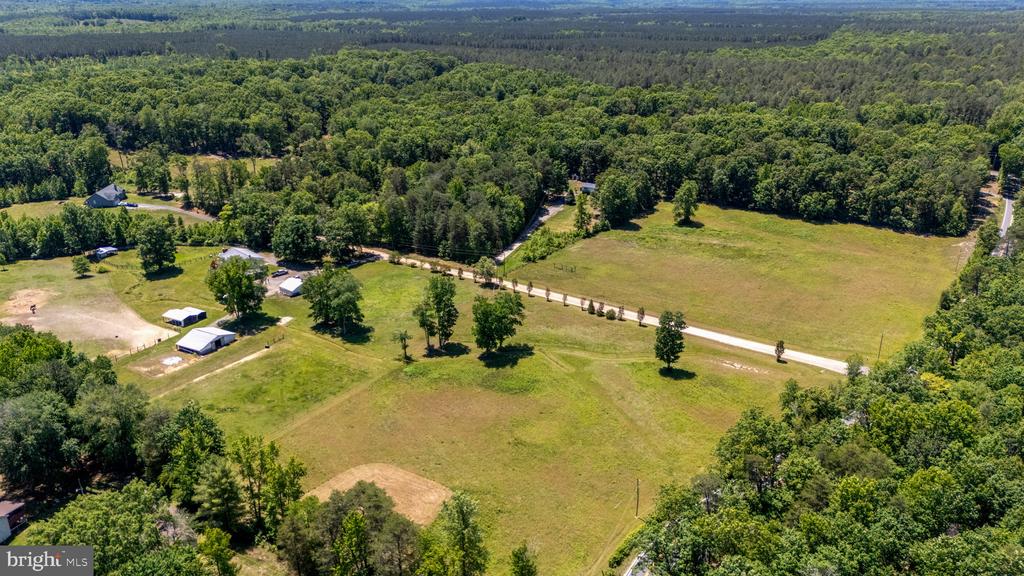 11109 SHADY GROVE CT, SPOTSYLVANIA, Virginia 22551, 4 Bedrooms Bedrooms, ,3 BathroomsBathrooms,Residential,11109 SHADY GROVE CT,VASP2042642 MLS # VASP2042642