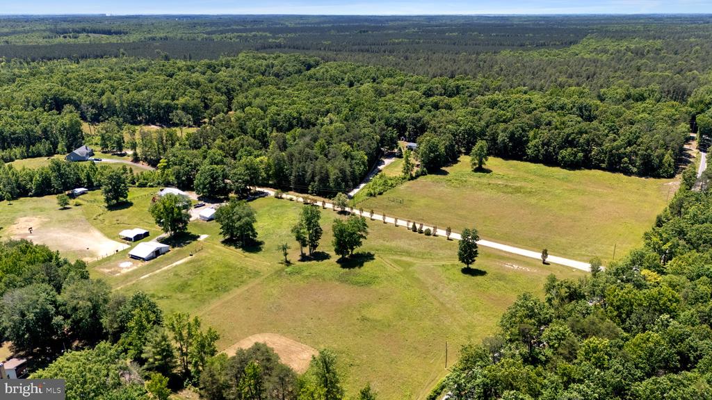 11109 SHADY GROVE CT, SPOTSYLVANIA, Virginia 22551, 4 Bedrooms Bedrooms, ,3 BathroomsBathrooms,Residential,11109 SHADY GROVE CT,VASP2042642 MLS # VASP2042642