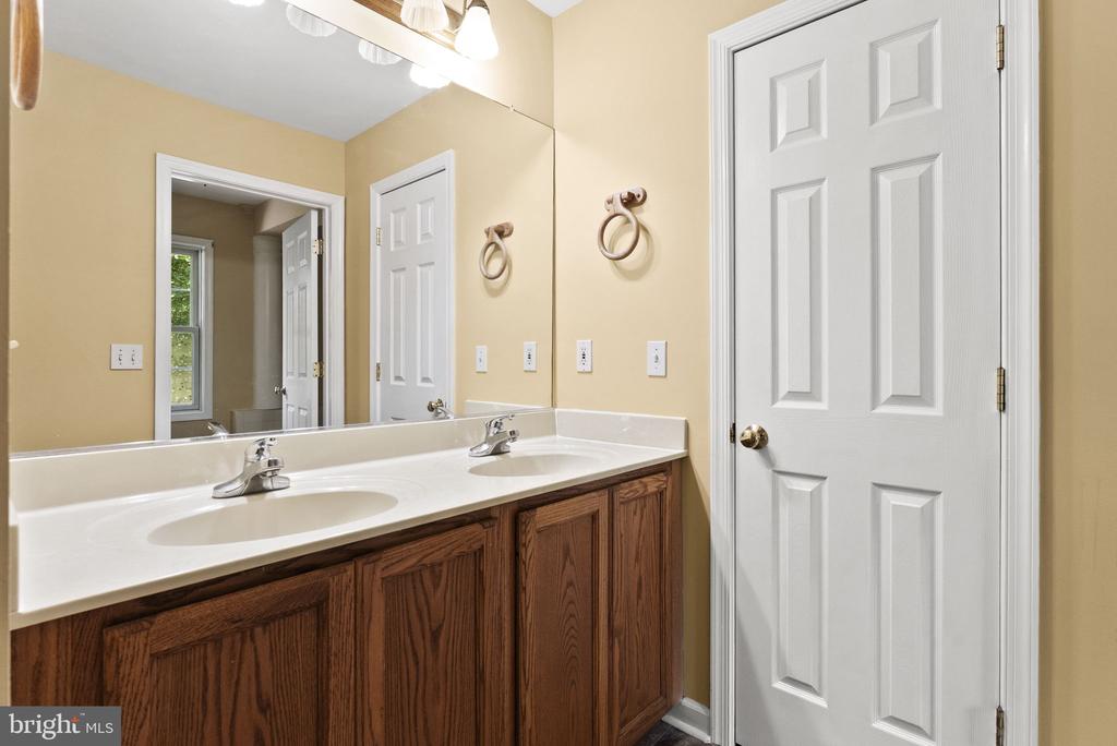 20065 CROOKED RUN RD, CULPEPER, Virginia 22701, 4 Bedrooms Bedrooms, ,3 BathroomsBathrooms,Residential,20065 CROOKED RUN RD,VACU2014042 MLS # VACU2014042 20065 CROOKED RUN RD, CULPEPER, Virginia 22701, 4 Bedrooms Bedrooms, ,3 BathroomsBathrooms,Residential,20065 CROOKED RUN RD,VACU2014042 MLS # VACU2014042