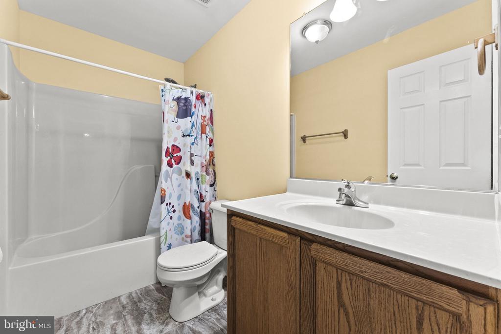 20065 CROOKED RUN RD, CULPEPER, Virginia 22701, 4 Bedrooms Bedrooms, ,3 BathroomsBathrooms,Residential,20065 CROOKED RUN RD,VACU2014042 MLS # VACU2014042 20065 CROOKED RUN RD, CULPEPER, Virginia 22701, 4 Bedrooms Bedrooms, ,3 BathroomsBathrooms,Residential,20065 CROOKED RUN RD,VACU2014042 MLS # VACU2014042