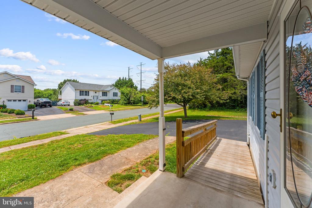 11737 BATTLE RIDGE DR, REMINGTON, Virginia 22734, 3 Bedrooms Bedrooms, ,2 BathroomsBathrooms,Residential,11737 BATTLE RIDGE DR,VAFQ2022502 MLS # VAFQ2022502 11737 BATTLE RIDGE DR, REMINGTON, Virginia 22734, 3 Bedrooms Bedrooms, ,2 BathroomsBathrooms,Residential,11737 BATTLE RIDGE DR,VAFQ2022502 MLS # VAFQ2022502