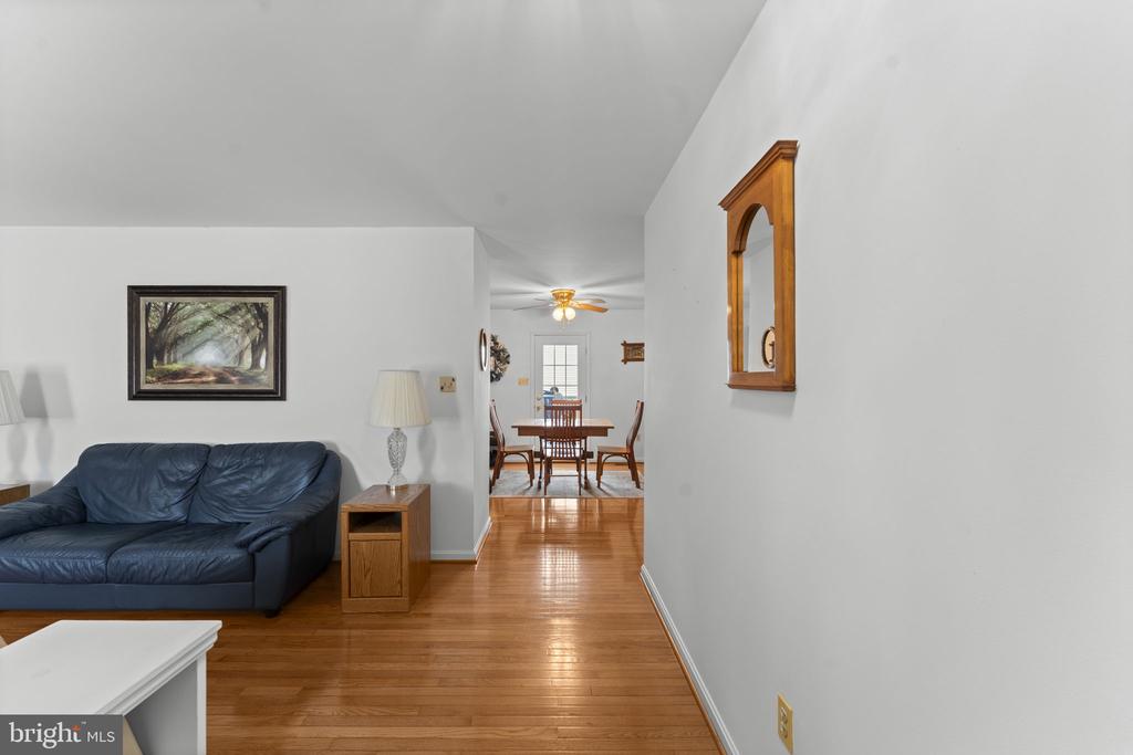 11737 BATTLE RIDGE DR, REMINGTON, Virginia 22734, 3 Bedrooms Bedrooms, ,2 BathroomsBathrooms,Residential,11737 BATTLE RIDGE DR,VAFQ2022502 MLS # VAFQ2022502 11737 BATTLE RIDGE DR, REMINGTON, Virginia 22734, 3 Bedrooms Bedrooms, ,2 BathroomsBathrooms,Residential,11737 BATTLE RIDGE DR,VAFQ2022502 MLS # VAFQ2022502
