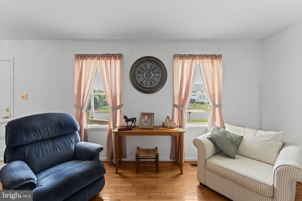 11737 BATTLE RIDGE DR, REMINGTON, Virginia 22734, 3 Bedrooms Bedrooms, ,2 BathroomsBathrooms,Residential,11737 BATTLE RIDGE DR,VAFQ2022502 MLS # VAFQ2022502 11737 BATTLE RIDGE DR, REMINGTON, Virginia 22734, 3 Bedrooms Bedrooms, ,2 BathroomsBathrooms,Residential,11737 BATTLE RIDGE DR,VAFQ2022502 MLS # VAFQ2022502