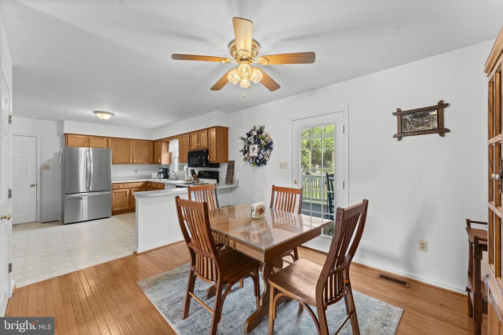 11737 BATTLE RIDGE DR, REMINGTON, Virginia 22734, 3 Bedrooms Bedrooms, ,2 BathroomsBathrooms,Residential,11737 BATTLE RIDGE DR,VAFQ2022502 MLS # VAFQ2022502 11737 BATTLE RIDGE DR, REMINGTON, Virginia 22734, 3 Bedrooms Bedrooms, ,2 BathroomsBathrooms,Residential,11737 BATTLE RIDGE DR,VAFQ2022502 MLS # VAFQ2022502