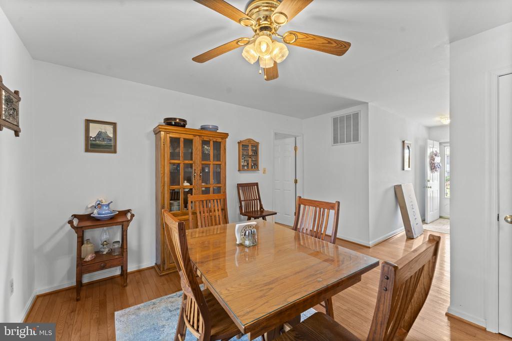 11737 BATTLE RIDGE DR, REMINGTON, Virginia 22734, 3 Bedrooms Bedrooms, ,2 BathroomsBathrooms,Residential,11737 BATTLE RIDGE DR,VAFQ2022502 MLS # VAFQ2022502 11737 BATTLE RIDGE DR, REMINGTON, Virginia 22734, 3 Bedrooms Bedrooms, ,2 BathroomsBathrooms,Residential,11737 BATTLE RIDGE DR,VAFQ2022502 MLS # VAFQ2022502