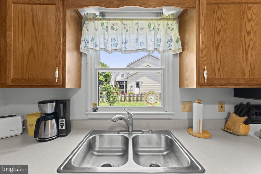 11737 BATTLE RIDGE DR, REMINGTON, Virginia 22734, 3 Bedrooms Bedrooms, ,2 BathroomsBathrooms,Residential,11737 BATTLE RIDGE DR,VAFQ2022502 MLS # VAFQ2022502 11737 BATTLE RIDGE DR, REMINGTON, Virginia 22734, 3 Bedrooms Bedrooms, ,2 BathroomsBathrooms,Residential,11737 BATTLE RIDGE DR,VAFQ2022502 MLS # VAFQ2022502