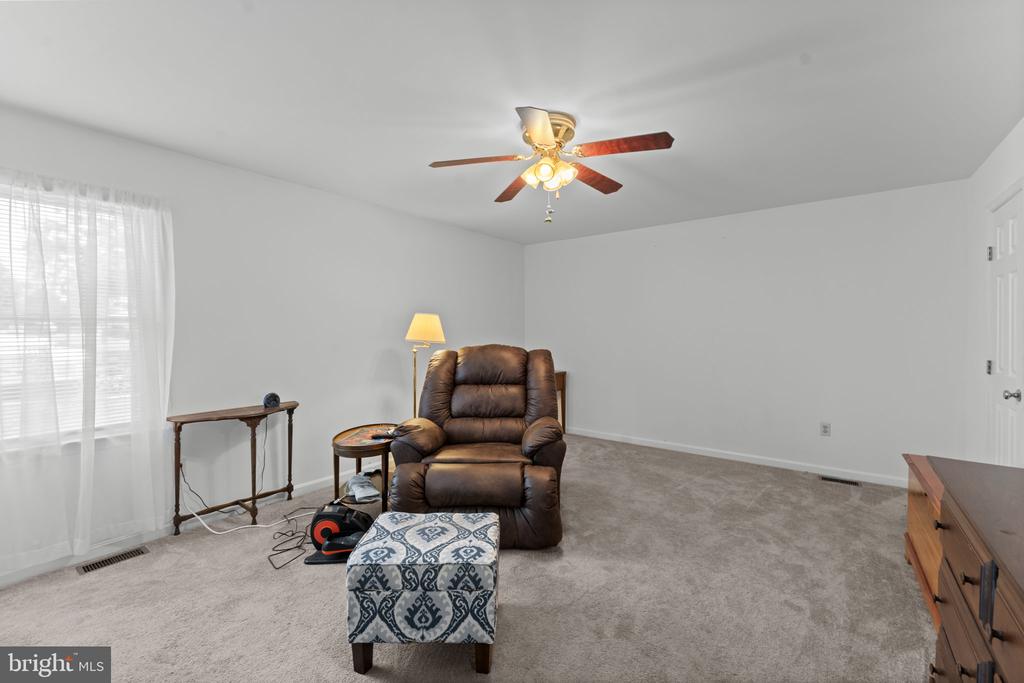 11737 BATTLE RIDGE DR, REMINGTON, Virginia 22734, 3 Bedrooms Bedrooms, ,2 BathroomsBathrooms,Residential,11737 BATTLE RIDGE DR,VAFQ2022502 MLS # VAFQ2022502 11737 BATTLE RIDGE DR, REMINGTON, Virginia 22734, 3 Bedrooms Bedrooms, ,2 BathroomsBathrooms,Residential,11737 BATTLE RIDGE DR,VAFQ2022502 MLS # VAFQ2022502