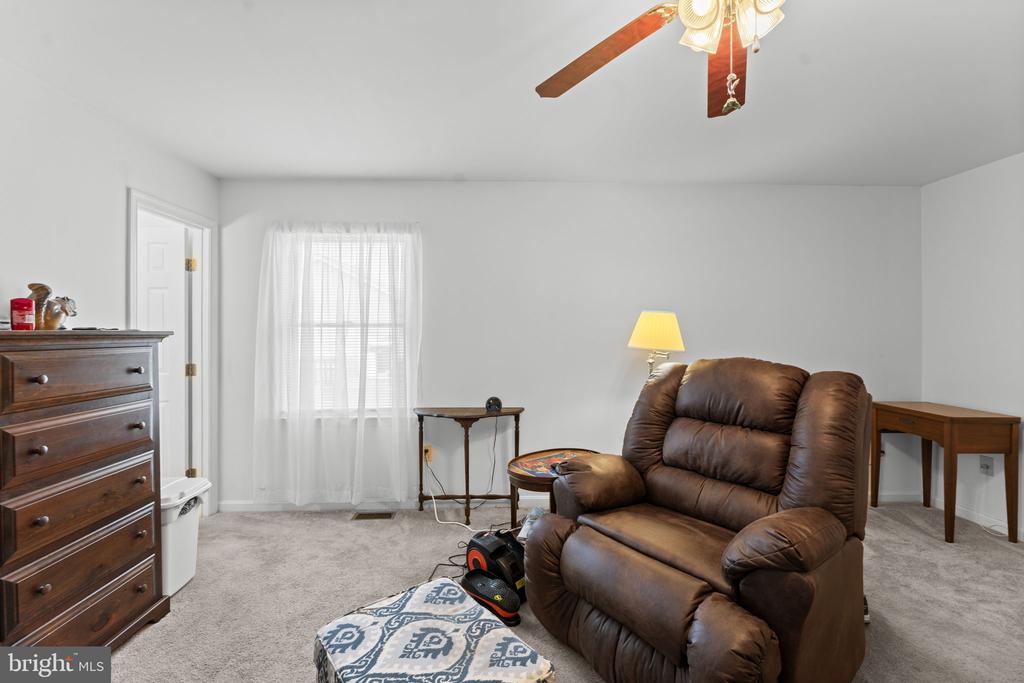 11737 BATTLE RIDGE DR, REMINGTON, Virginia 22734, 3 Bedrooms Bedrooms, ,2 BathroomsBathrooms,Residential,11737 BATTLE RIDGE DR,VAFQ2022502 MLS # VAFQ2022502 11737 BATTLE RIDGE DR, REMINGTON, Virginia 22734, 3 Bedrooms Bedrooms, ,2 BathroomsBathrooms,Residential,11737 BATTLE RIDGE DR,VAFQ2022502 MLS # VAFQ2022502