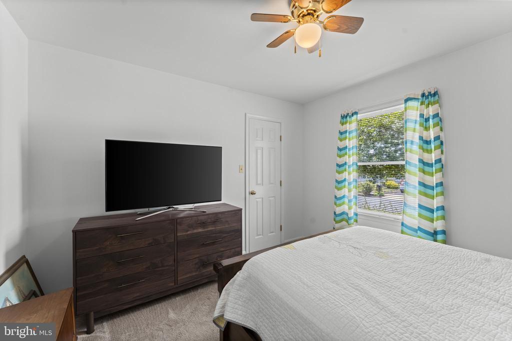 11737 BATTLE RIDGE DR, REMINGTON, Virginia 22734, 3 Bedrooms Bedrooms, ,2 BathroomsBathrooms,Residential,11737 BATTLE RIDGE DR,VAFQ2022502 MLS # VAFQ2022502 11737 BATTLE RIDGE DR, REMINGTON, Virginia 22734, 3 Bedrooms Bedrooms, ,2 BathroomsBathrooms,Residential,11737 BATTLE RIDGE DR,VAFQ2022502 MLS # VAFQ2022502