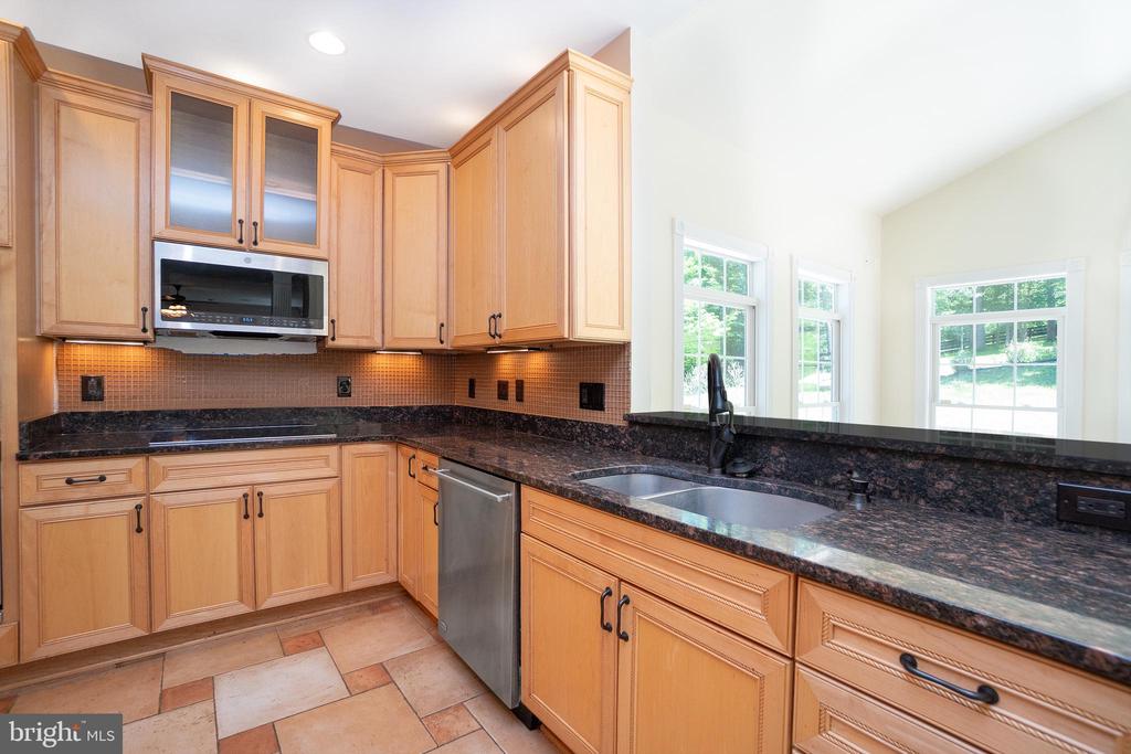 7165 DUDIE RD, MARSHALL, Virginia 20115, 4 Bedrooms Bedrooms, ,4 BathroomsBathrooms,Residential,7165 DUDIE RD,VAFQ2022512 MLS # VAFQ2022512 7165 DUDIE RD, MARSHALL, Virginia 20115, 4 Bedrooms Bedrooms, ,4 BathroomsBathrooms,Residential,7165 DUDIE RD,VAFQ2022512 MLS # VAFQ2022512