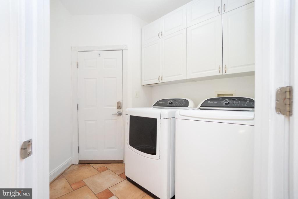 7165 DUDIE RD, MARSHALL, Virginia 20115, 4 Bedrooms Bedrooms, ,4 BathroomsBathrooms,Residential,7165 DUDIE RD,VAFQ2022512 MLS # VAFQ2022512 7165 DUDIE RD, MARSHALL, Virginia 20115, 4 Bedrooms Bedrooms, ,4 BathroomsBathrooms,Residential,7165 DUDIE RD,VAFQ2022512 MLS # VAFQ2022512