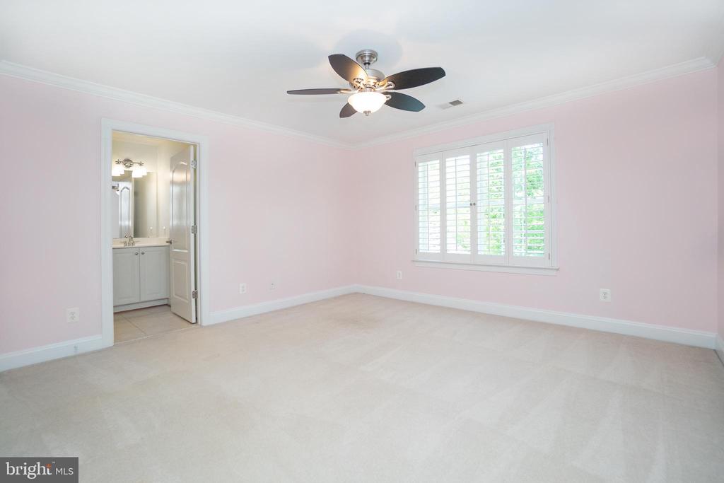 7165 DUDIE RD, MARSHALL, Virginia 20115, 4 Bedrooms Bedrooms, ,4 BathroomsBathrooms,Residential,7165 DUDIE RD,VAFQ2022512 MLS # VAFQ2022512 7165 DUDIE RD, MARSHALL, Virginia 20115, 4 Bedrooms Bedrooms, ,4 BathroomsBathrooms,Residential,7165 DUDIE RD,VAFQ2022512 MLS # VAFQ2022512