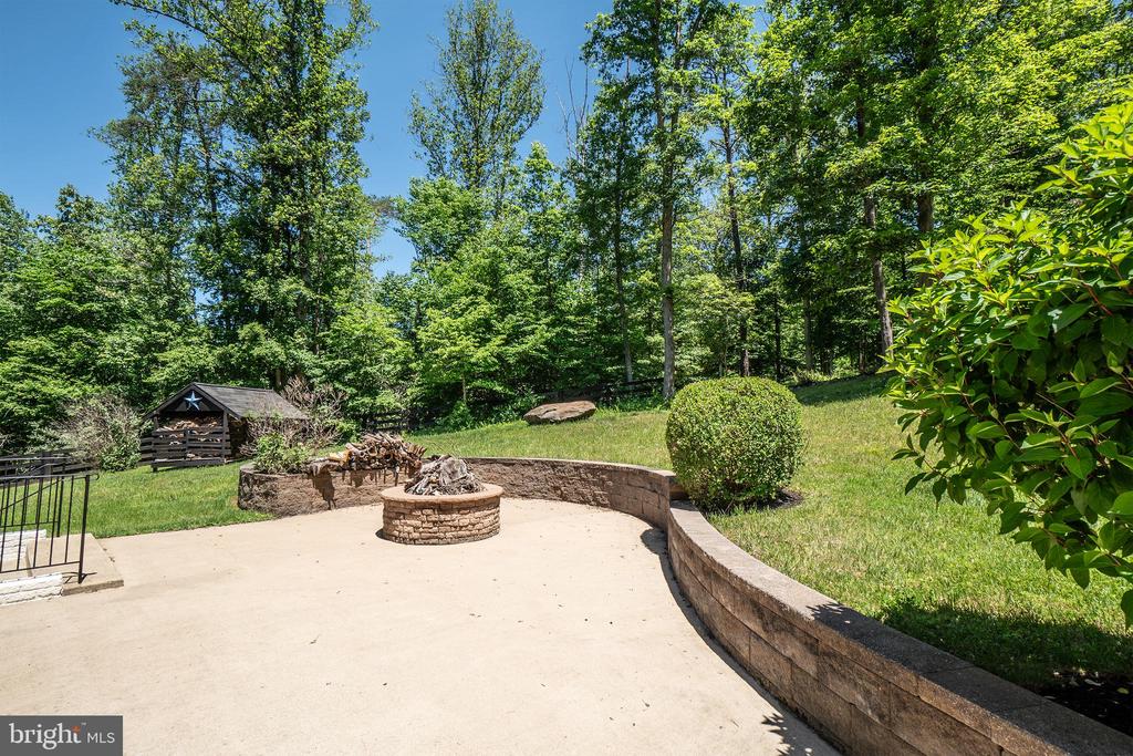 7165 DUDIE RD, MARSHALL, Virginia 20115, 4 Bedrooms Bedrooms, ,4 BathroomsBathrooms,Residential,7165 DUDIE RD,VAFQ2022512 MLS # VAFQ2022512 7165 DUDIE RD, MARSHALL, Virginia 20115, 4 Bedrooms Bedrooms, ,4 BathroomsBathrooms,Residential,7165 DUDIE RD,VAFQ2022512 MLS # VAFQ2022512