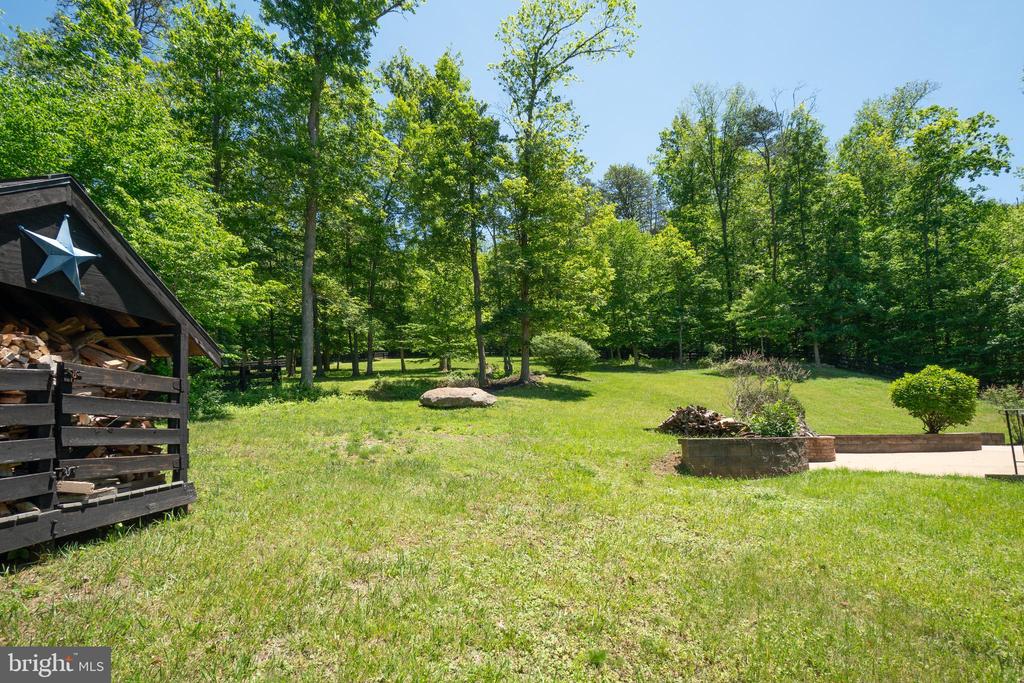 7165 DUDIE RD, MARSHALL, Virginia 20115, 4 Bedrooms Bedrooms, ,4 BathroomsBathrooms,Residential,7165 DUDIE RD,VAFQ2022512 MLS # VAFQ2022512 7165 DUDIE RD, MARSHALL, Virginia 20115, 4 Bedrooms Bedrooms, ,4 BathroomsBathrooms,Residential,7165 DUDIE RD,VAFQ2022512 MLS # VAFQ2022512