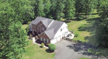 7165 DUDIE RD, MARSHALL, Virginia 20115, 4 Bedrooms Bedrooms, ,4 BathroomsBathrooms,Residential,7165 DUDIE RD,VAFQ2022512 MLS # VAFQ2022512