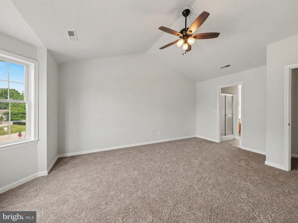 11402 SILVERLEAF LN, FREDERICKSBURG, Virginia 22407, 4 Bedrooms Bedrooms, ,2 BathroomsBathrooms,Residential,11402 SILVERLEAF LN,VASP2042742 MLS # VASP2042742 11402 SILVERLEAF LN, FREDERICKSBURG, Virginia 22407, 4 Bedrooms Bedrooms, ,2 BathroomsBathrooms,Residential,11402 SILVERLEAF LN,VASP2042742 MLS # VASP2042742