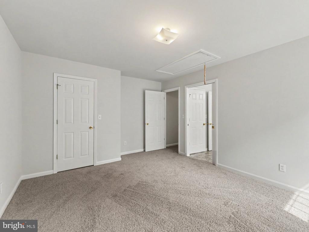 11402 SILVERLEAF LN, FREDERICKSBURG, Virginia 22407, 4 Bedrooms Bedrooms, ,2 BathroomsBathrooms,Residential,11402 SILVERLEAF LN,VASP2042742 MLS # VASP2042742 11402 SILVERLEAF LN, FREDERICKSBURG, Virginia 22407, 4 Bedrooms Bedrooms, ,2 BathroomsBathrooms,Residential,11402 SILVERLEAF LN,VASP2042742 MLS # VASP2042742
