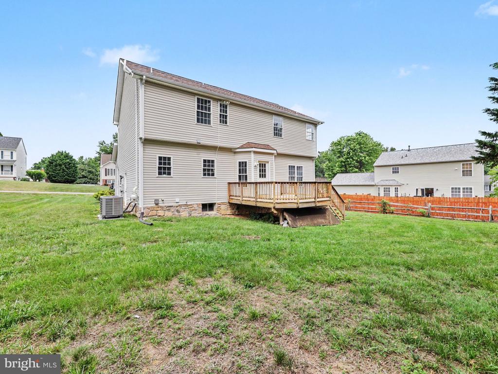 11402 SILVERLEAF LN, FREDERICKSBURG, Virginia 22407, 4 Bedrooms Bedrooms, ,2 BathroomsBathrooms,Residential,11402 SILVERLEAF LN,VASP2042742 MLS # VASP2042742 11402 SILVERLEAF LN, FREDERICKSBURG, Virginia 22407, 4 Bedrooms Bedrooms, ,2 BathroomsBathrooms,Residential,11402 SILVERLEAF LN,VASP2042742 MLS # VASP2042742