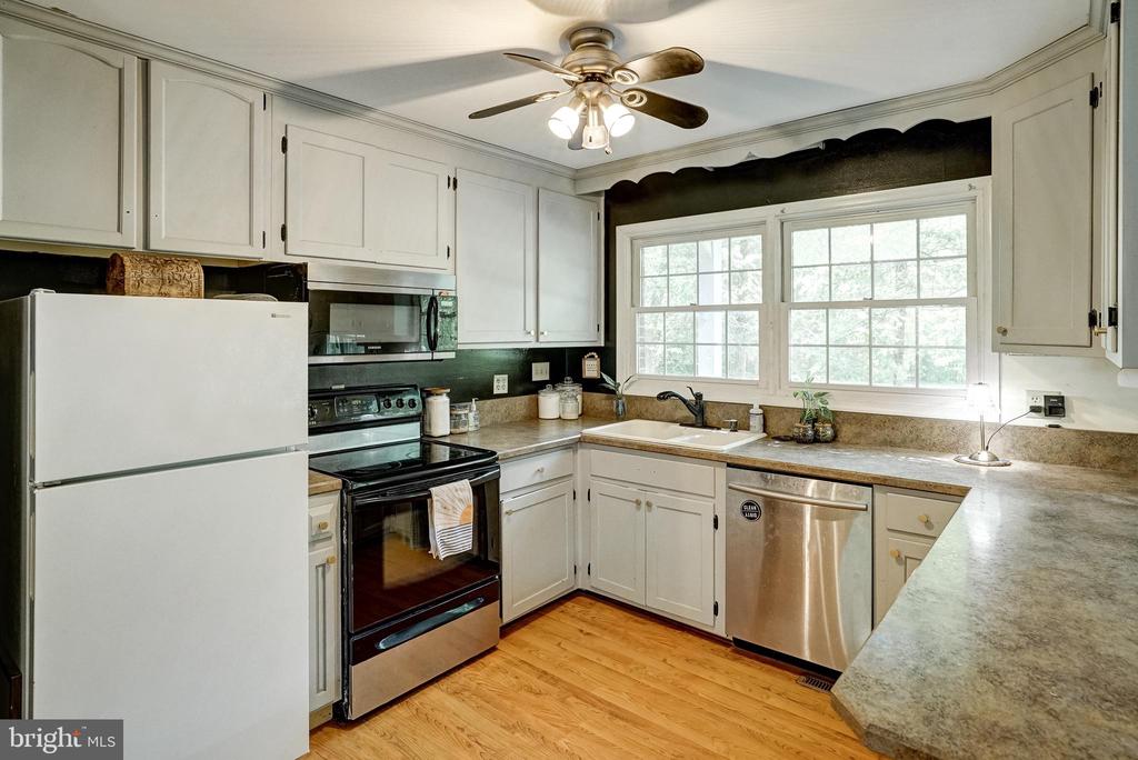 5275 NEW LINE RD, GUM SPRING, Virginia 23065, 3 Bedrooms Bedrooms, ,3 BathroomsBathrooms,Residential,5275 NEW LINE RD,VALA2009998 MLS # VALA2009998 5275 NEW LINE RD, GUM SPRING, Virginia 23065, 3 Bedrooms Bedrooms, ,3 BathroomsBathrooms,Residential,5275 NEW LINE RD,VALA2009998 MLS # VALA2009998