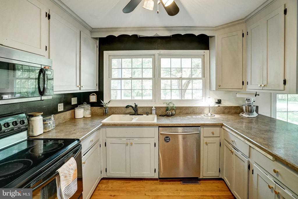 5275 NEW LINE RD, GUM SPRING, Virginia 23065, 3 Bedrooms Bedrooms, ,3 BathroomsBathrooms,Residential,5275 NEW LINE RD,VALA2009998 MLS # VALA2009998 5275 NEW LINE RD, GUM SPRING, Virginia 23065, 3 Bedrooms Bedrooms, ,3 BathroomsBathrooms,Residential,5275 NEW LINE RD,VALA2009998 MLS # VALA2009998