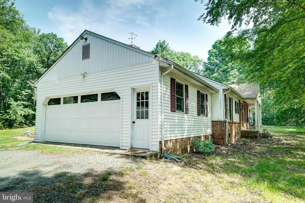 5275 NEW LINE RD, GUM SPRING, Virginia 23065, 3 Bedrooms Bedrooms, ,3 BathroomsBathrooms,Residential,5275 NEW LINE RD,VALA2009998 MLS # VALA2009998 5275 NEW LINE RD, GUM SPRING, Virginia 23065, 3 Bedrooms Bedrooms, ,3 BathroomsBathrooms,Residential,5275 NEW LINE RD,VALA2009998 MLS # VALA2009998
