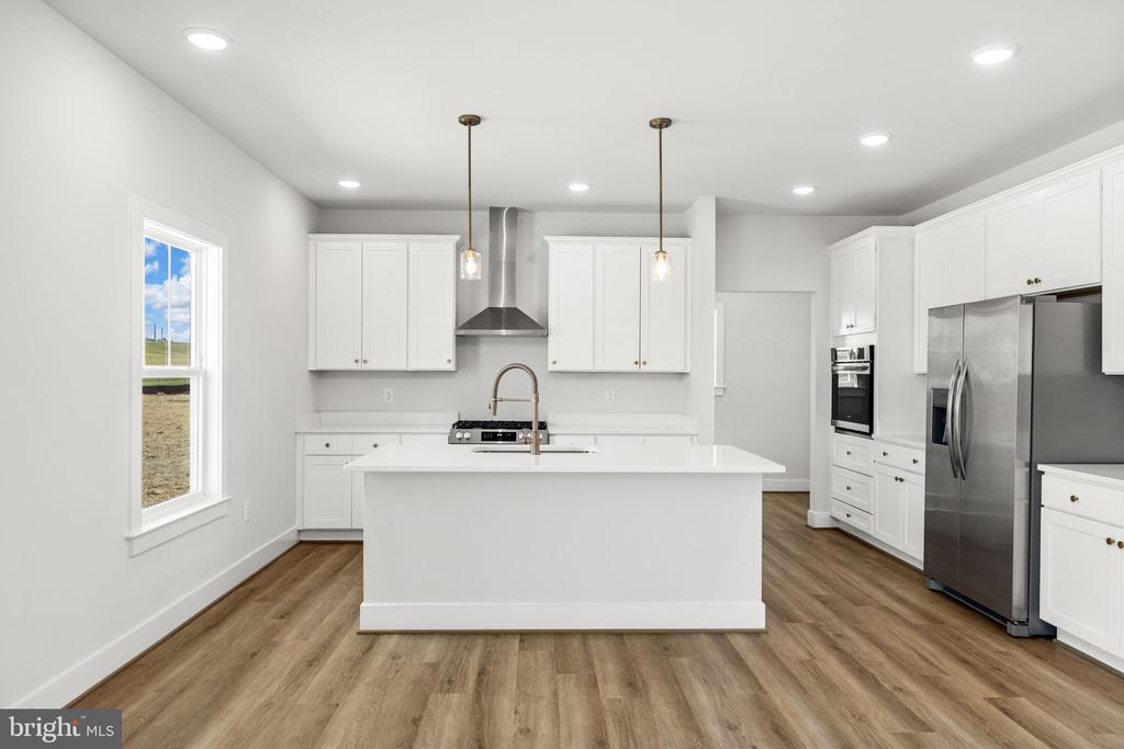 HUNTING LANE, WARRENTON, Virginia 20186, 4 Bedrooms Bedrooms, ,4 BathroomsBathrooms,Residential,HUNTING LANE,VAFQ2022380 MLS # VAFQ2022380