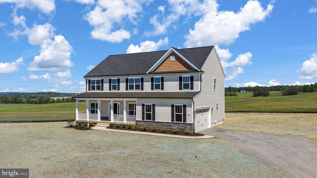 HUNTING LANE, WARRENTON, Virginia 20186, 4 Bedrooms Bedrooms, ,4 BathroomsBathrooms,Residential,HUNTING LANE,VAFQ2022380 MLS # VAFQ2022380