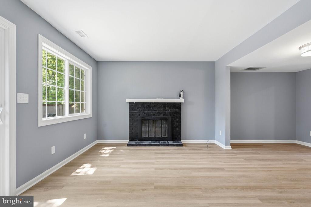 5 WOODLAKE DR, CHARLOTTESVILLE, Virginia 22901, 3 Bedrooms Bedrooms, ,1 BathroomBathrooms,Residential,5 WOODLAKE DR,VAAB2001250 MLS # VAAB2001250