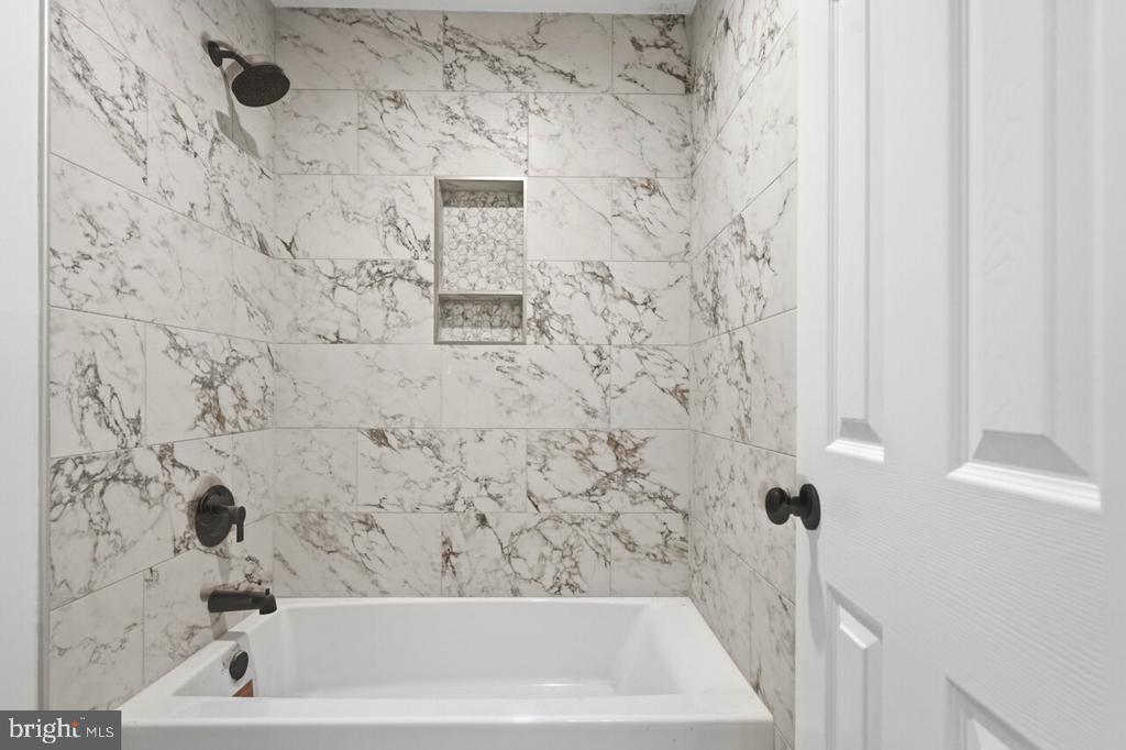 5 WOODLAKE DR, CHARLOTTESVILLE, Virginia 22901, 3 Bedrooms Bedrooms, ,1 BathroomBathrooms,Residential,5 WOODLAKE DR,VAAB2001250 MLS # VAAB2001250