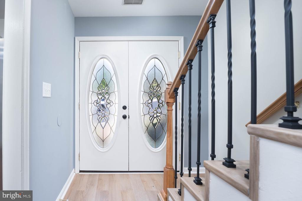 5 WOODLAKE DR, CHARLOTTESVILLE, Virginia 22901, 3 Bedrooms Bedrooms, ,1 BathroomBathrooms,Residential,5 WOODLAKE DR,VAAB2001250 MLS # VAAB2001250
