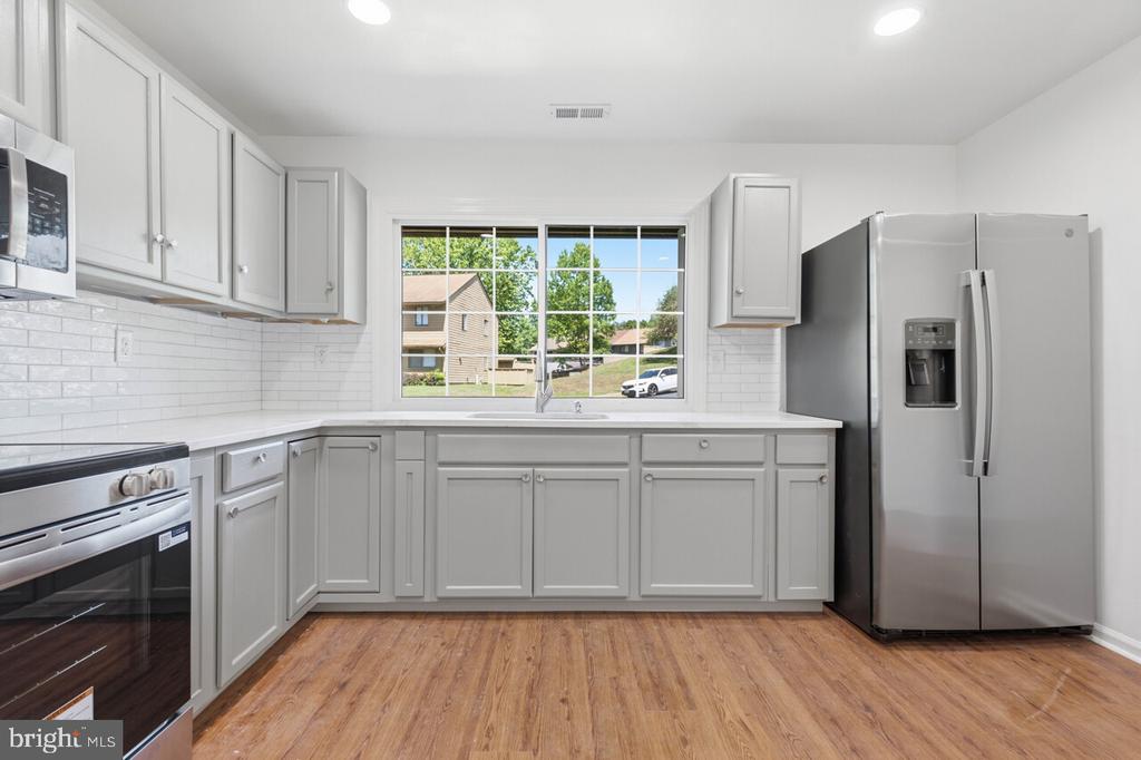 5 WOODLAKE DR, CHARLOTTESVILLE, Virginia 22901, 3 Bedrooms Bedrooms, ,1 BathroomBathrooms,Residential,5 WOODLAKE DR,VAAB2001250 MLS # VAAB2001250