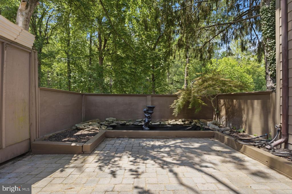 5 WOODLAKE DR, CHARLOTTESVILLE, Virginia 22901, 3 Bedrooms Bedrooms, ,1 BathroomBathrooms,Residential,5 WOODLAKE DR,VAAB2001250 MLS # VAAB2001250