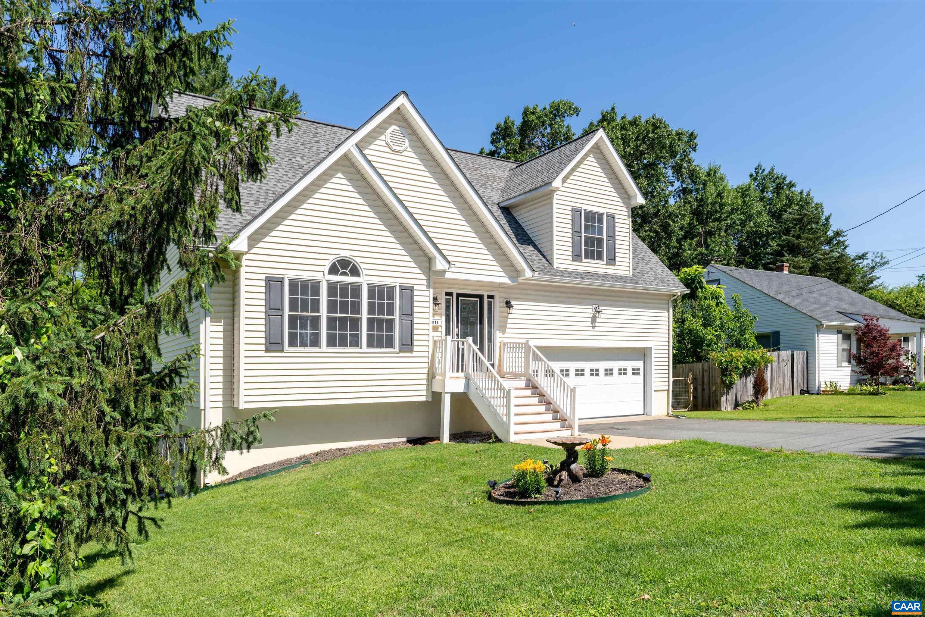 1015 BIRDWOOD RD, CHARLOTTESVILLE, Virginia 22903, 3 Bedrooms Bedrooms, ,3 BathroomsBathrooms,Residential,1015 BIRDWOOD RD,678201 MLS # 678201