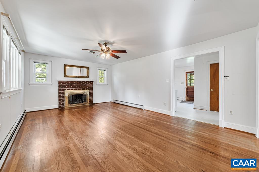 119 POPLAR AVE, MINERAL, Virginia 23117, 2 Bedrooms Bedrooms, ,1 BathroomBathrooms,Residential,119 POPLAR AVE,678391 MLS # 678391 119 POPLAR AVE, MINERAL, Virginia 23117, 2 Bedrooms Bedrooms, ,1 BathroomBathrooms,Residential,119 POPLAR AVE,678391 MLS # 678391