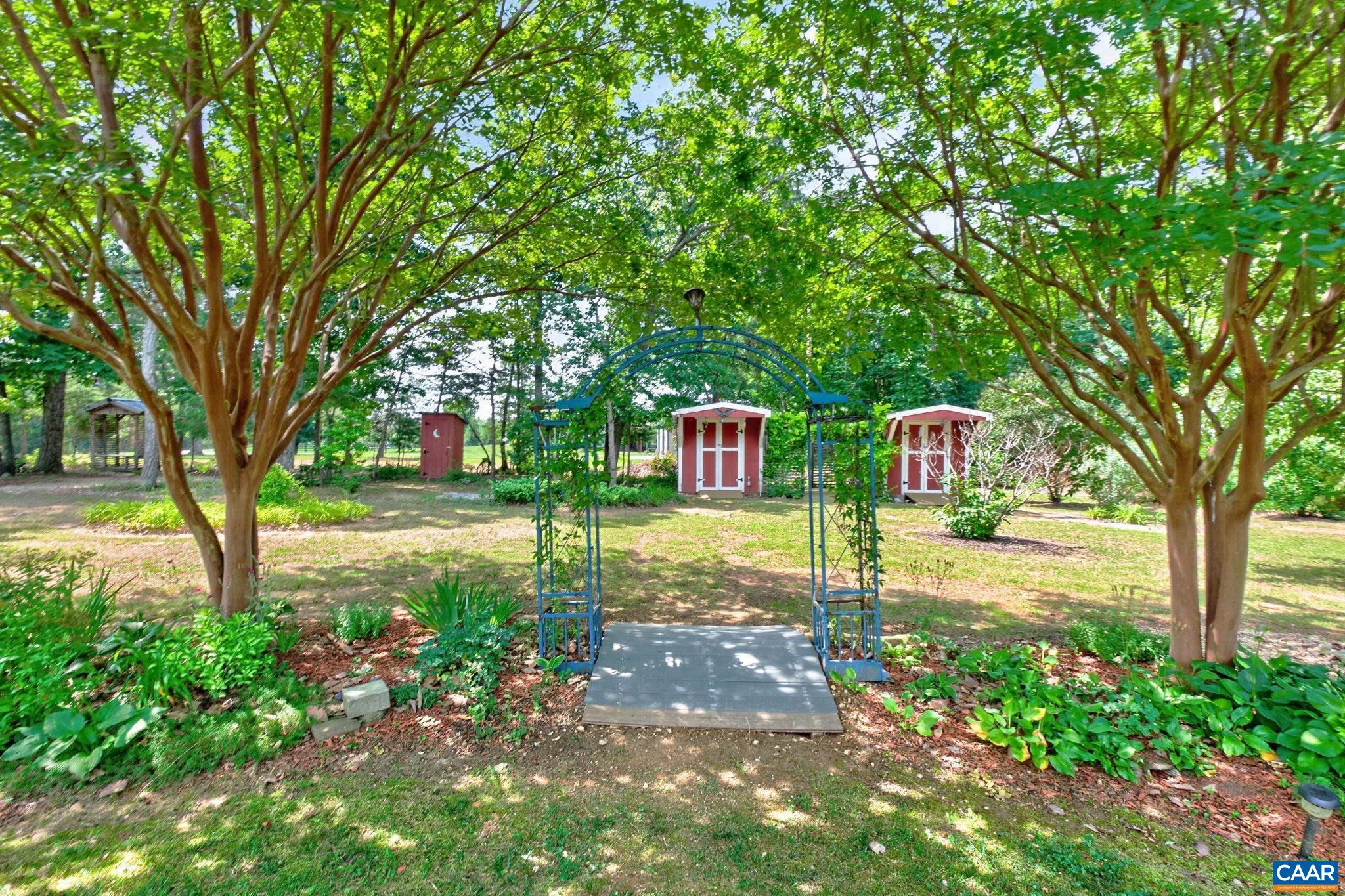 3219 S SPOTSWOOD TRL, LOUISA, Virginia 23093, 3 Bedrooms Bedrooms, ,2 BathroomsBathrooms,Residential,3219 S SPOTSWOOD TRL,678404 MLS # 678404 3219 S SPOTSWOOD TRL, LOUISA, Virginia 23093, 3 Bedrooms Bedrooms, ,2 BathroomsBathrooms,Residential,3219 S SPOTSWOOD TRL,678404 MLS # 678404
