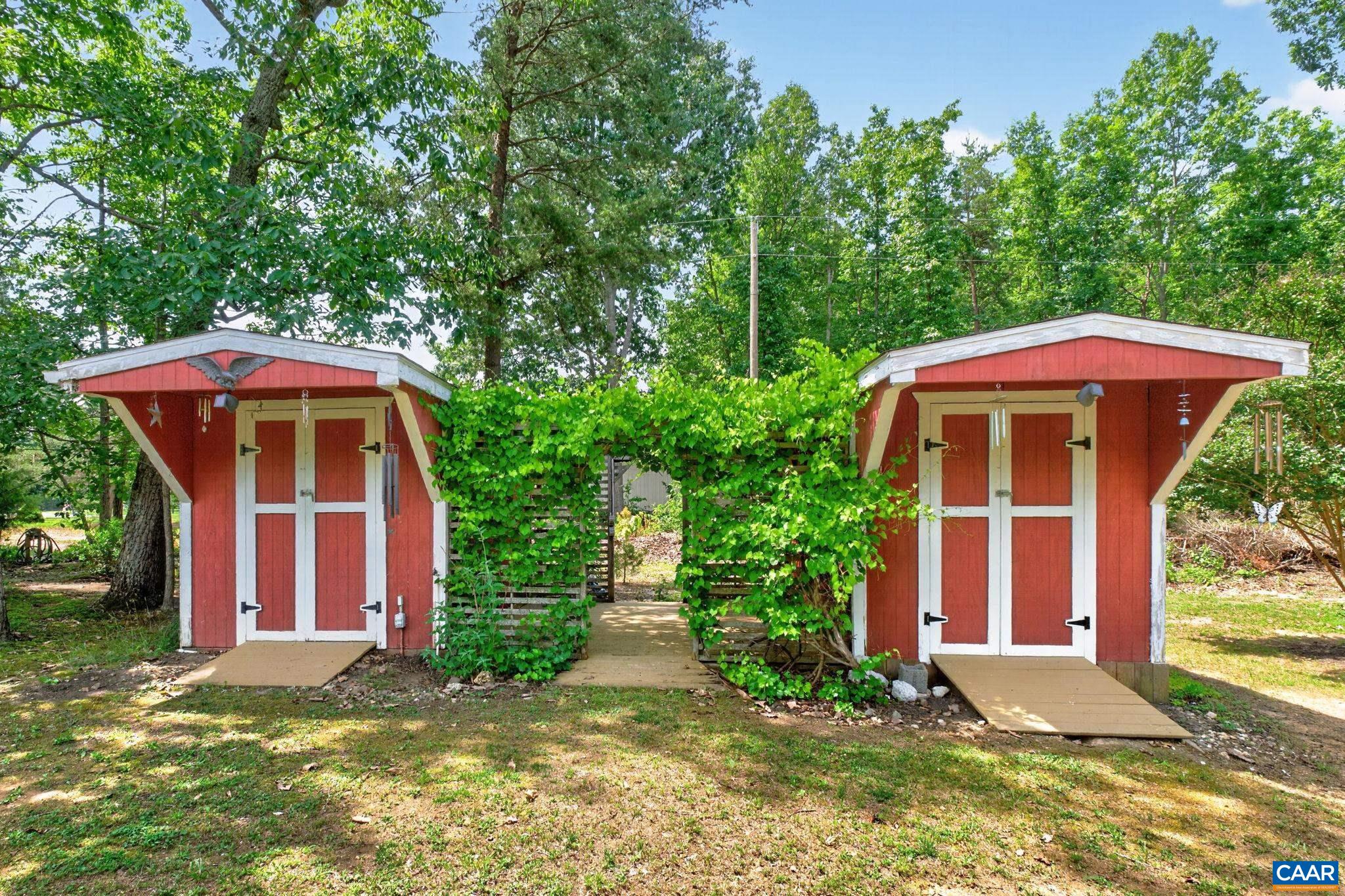 3219 S SPOTSWOOD TRL, LOUISA, Virginia 23093, 3 Bedrooms Bedrooms, ,2 BathroomsBathrooms,Residential,3219 S SPOTSWOOD TRL,678404 MLS # 678404 3219 S SPOTSWOOD TRL, LOUISA, Virginia 23093, 3 Bedrooms Bedrooms, ,2 BathroomsBathrooms,Residential,3219 S SPOTSWOOD TRL,678404 MLS # 678404