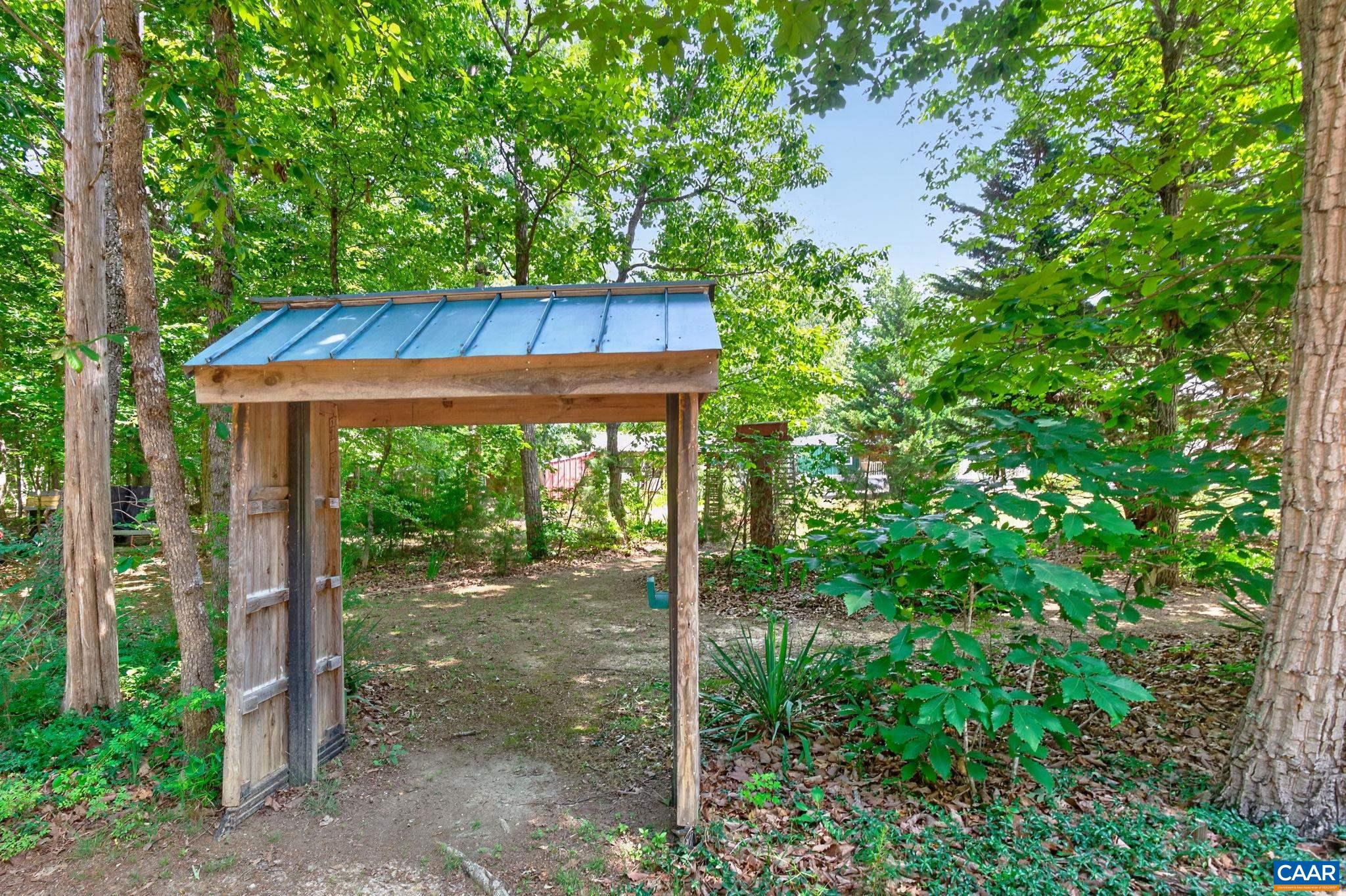 3219 S SPOTSWOOD TRL, LOUISA, Virginia 23093, 3 Bedrooms Bedrooms, ,2 BathroomsBathrooms,Residential,3219 S SPOTSWOOD TRL,678404 MLS # 678404 3219 S SPOTSWOOD TRL, LOUISA, Virginia 23093, 3 Bedrooms Bedrooms, ,2 BathroomsBathrooms,Residential,3219 S SPOTSWOOD TRL,678404 MLS # 678404