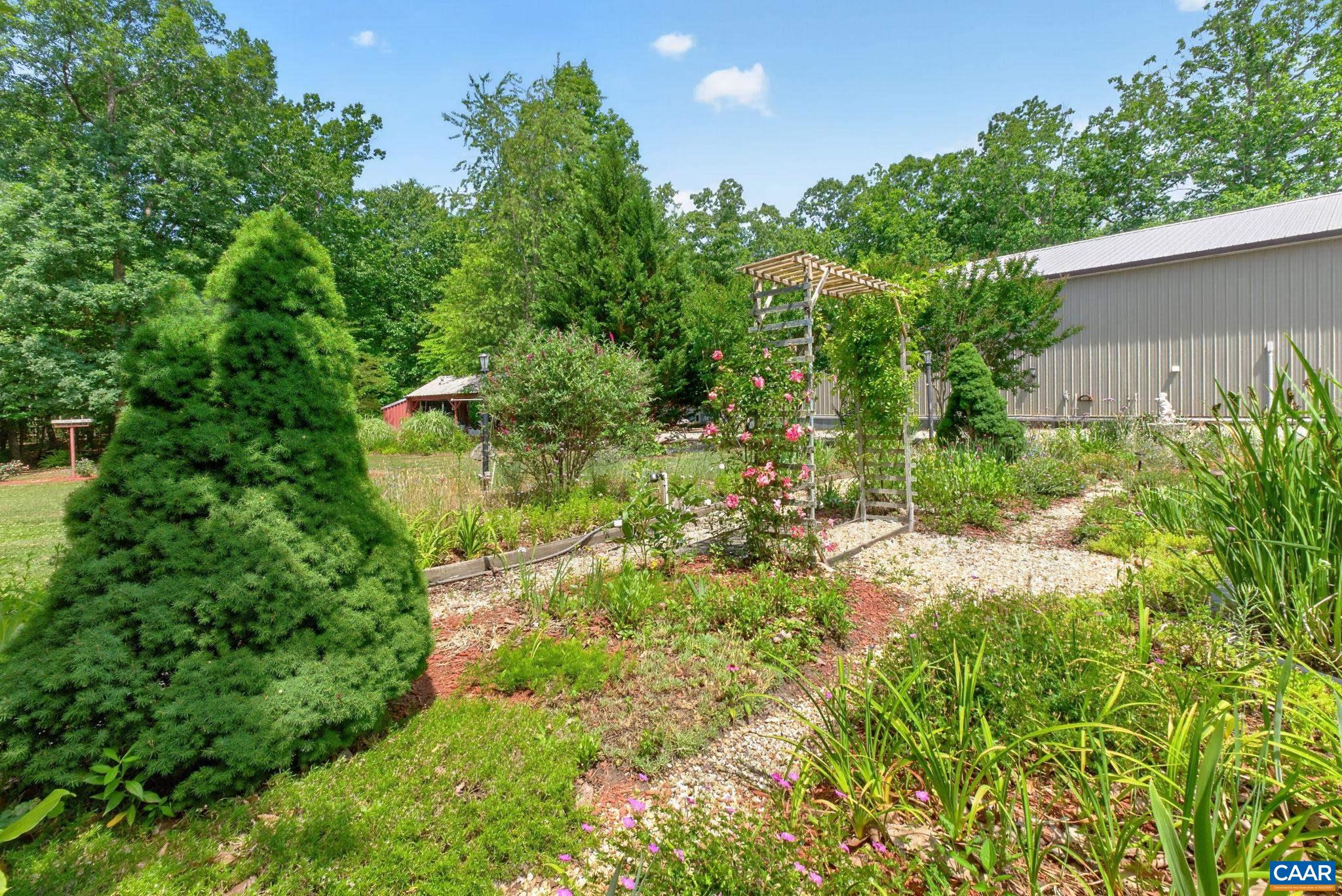 3219 S SPOTSWOOD TRL, LOUISA, Virginia 23093, 3 Bedrooms Bedrooms, ,2 BathroomsBathrooms,Residential,3219 S SPOTSWOOD TRL,678404 MLS # 678404 3219 S SPOTSWOOD TRL, LOUISA, Virginia 23093, 3 Bedrooms Bedrooms, ,2 BathroomsBathrooms,Residential,3219 S SPOTSWOOD TRL,678404 MLS # 678404